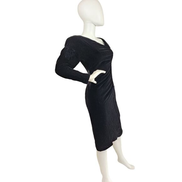 Oscar de la Renta - Picture 9 of 17